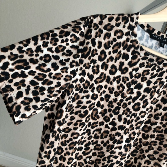 Veronica Beard | Animal Print | Short Sleeve | Crop Top | Blouse - Picture 5 of 14
